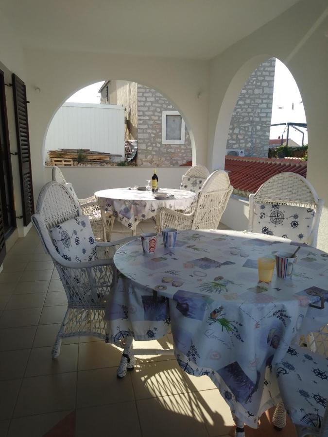 Apartments Soljacic Bol Exterior photo